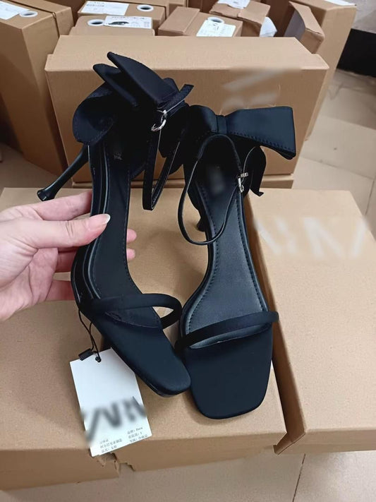 SATIN HIGH-HEEL SANDALS WITH BOW